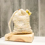 Zirbenseife im Sisal-Sackerl | Naturseife mit Bienenwachs + Zirbe | 60g